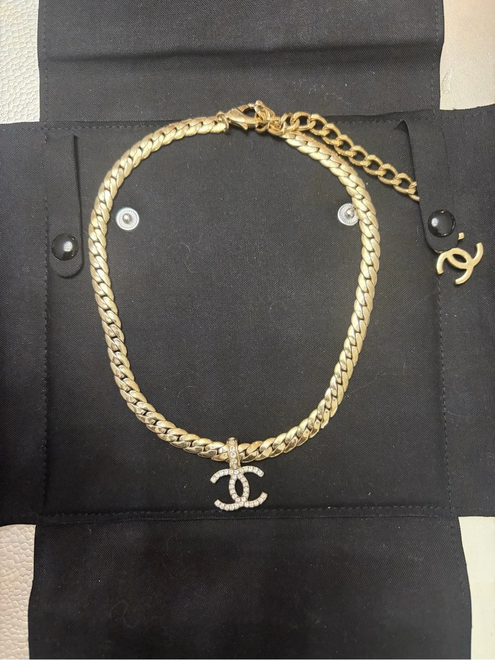 CHANEL CC LOGO NECKLACE GOLD TONE AUTHENTIC W/ BOX & RECEIPT